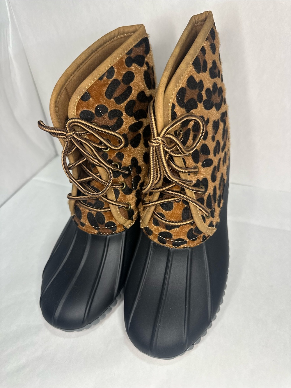 Simply Southern Leopard Print Duck Boots Women’s Size 11 New With Box